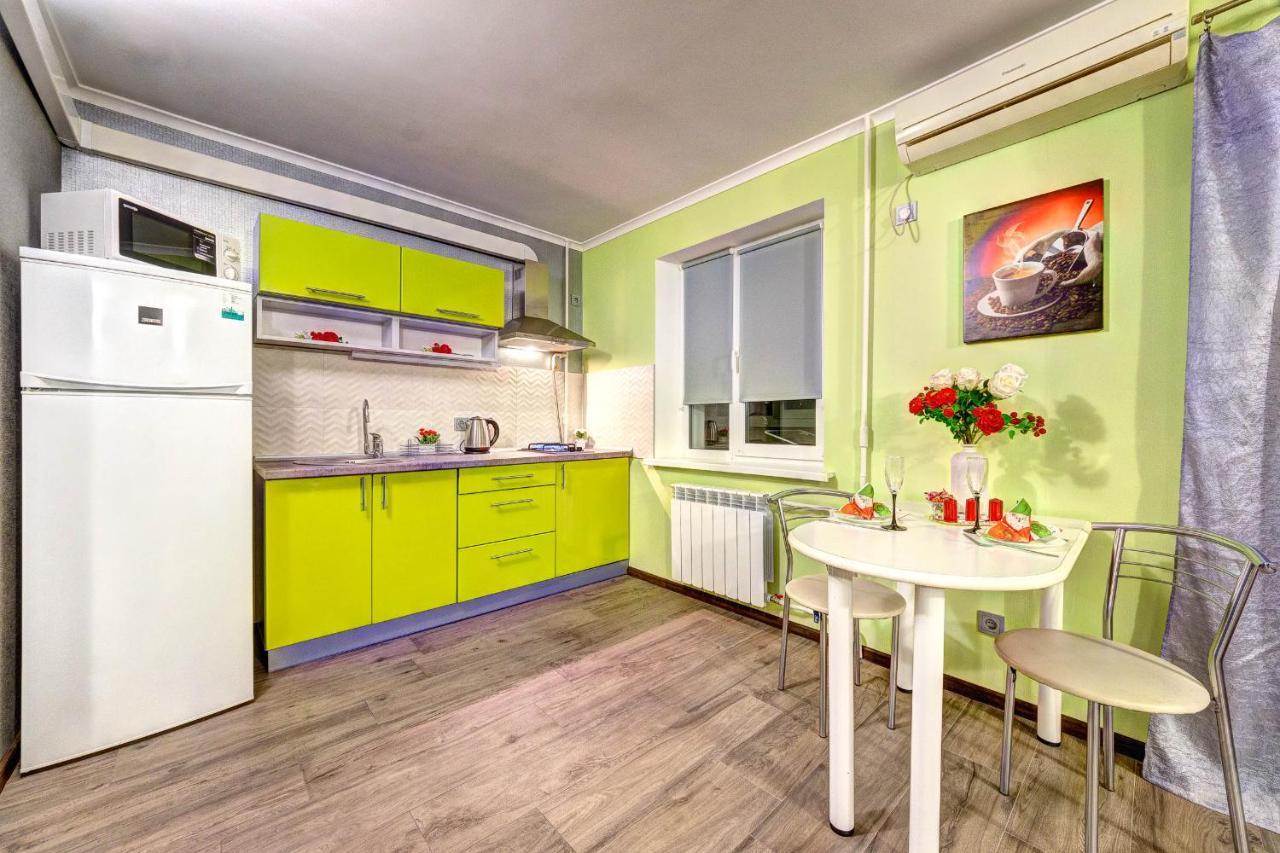 Apartments On Klovsky Descent 20 Kiev Ngoại thất bức ảnh